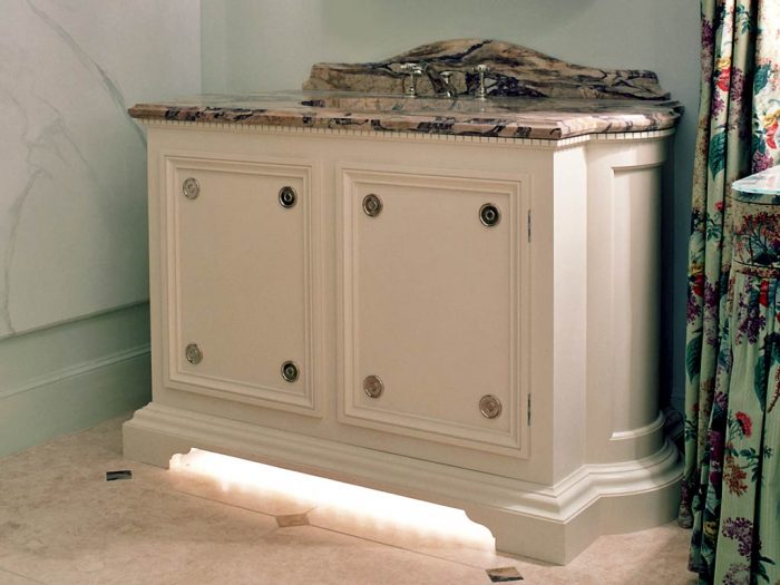 Bath & Shower Rooms Grants Marble